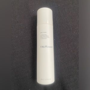r.e.m. beauty mist thing hydrating setting spray